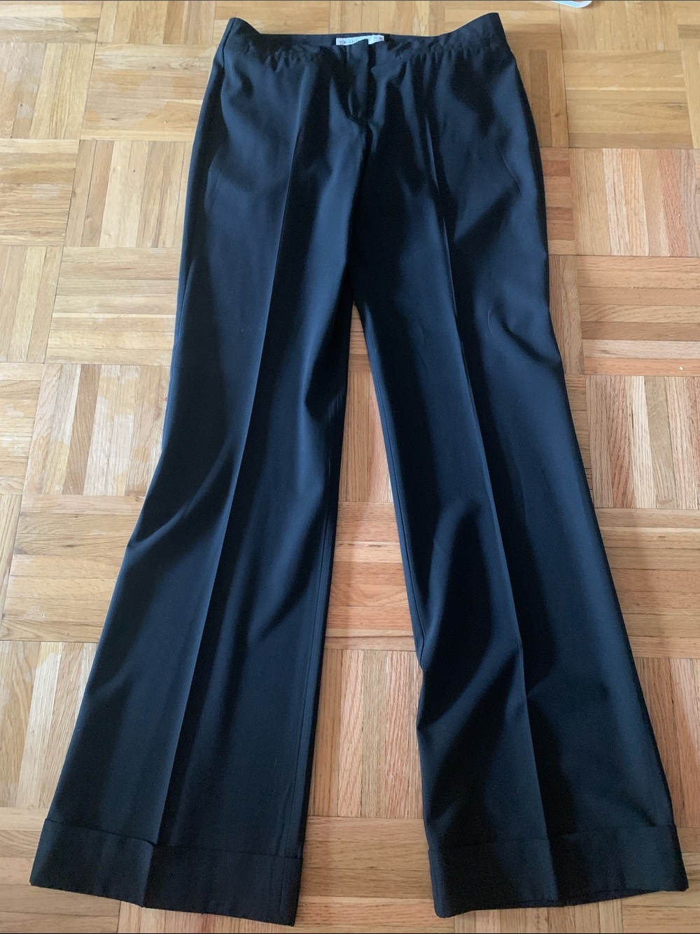 Trina Turk BLACK Trouser Pants - Cuffed Hem Women’s Size 2 LIKE NEW!
